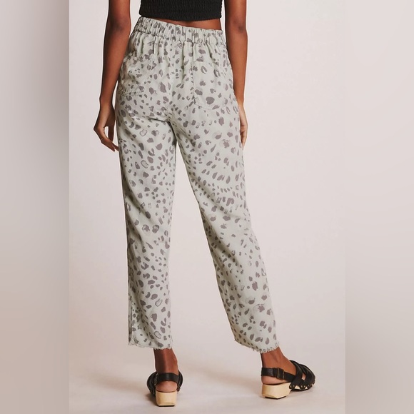 Anthropologie Frayed Straight Leg Pants by Cloth + Stone - Picture 3 of 8